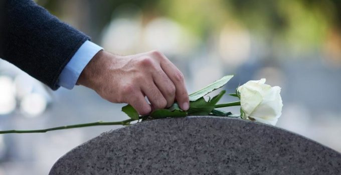 Complete Guide to Prepaid Funerals: Plan, Costs, Pros & Cons