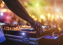 7 Reasons to Hire a Professional DJ for your Event