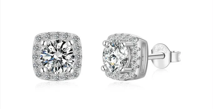 The Timeless Elegance of Diamond Earrings: A Closer Look at Hastella's Light Luxury Zircon Stud Earrings