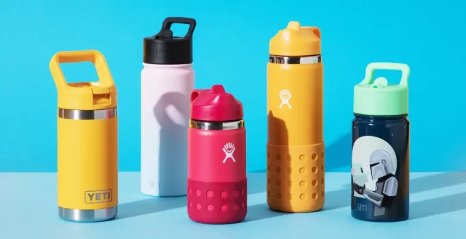 Best Reusable Water Bottles for Students in 2025