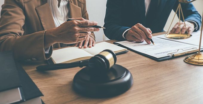 When to Contact a Waterbury Injury Lawyer After Medical Negligence